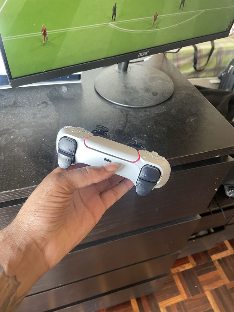Playstation 5 semi nova