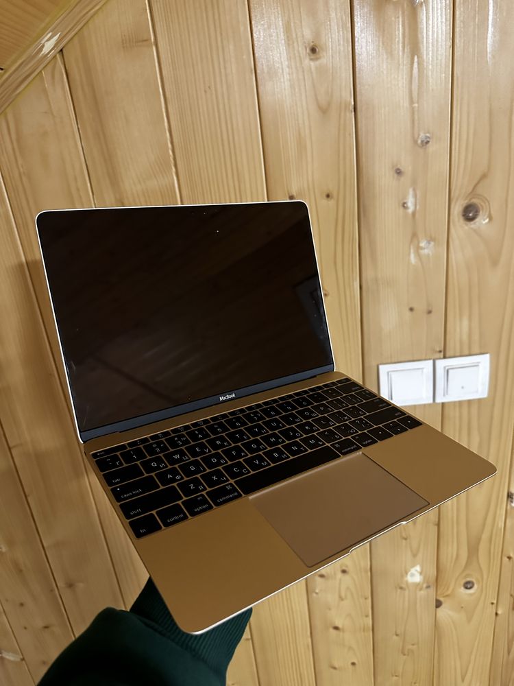 MacBook Retina 12” 256GB Gold