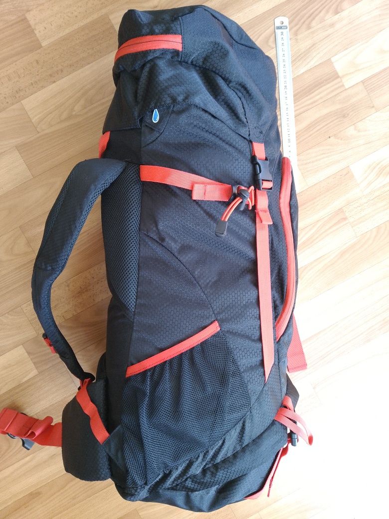 Легкий надійний туристичний рюкзак Pro action 50л