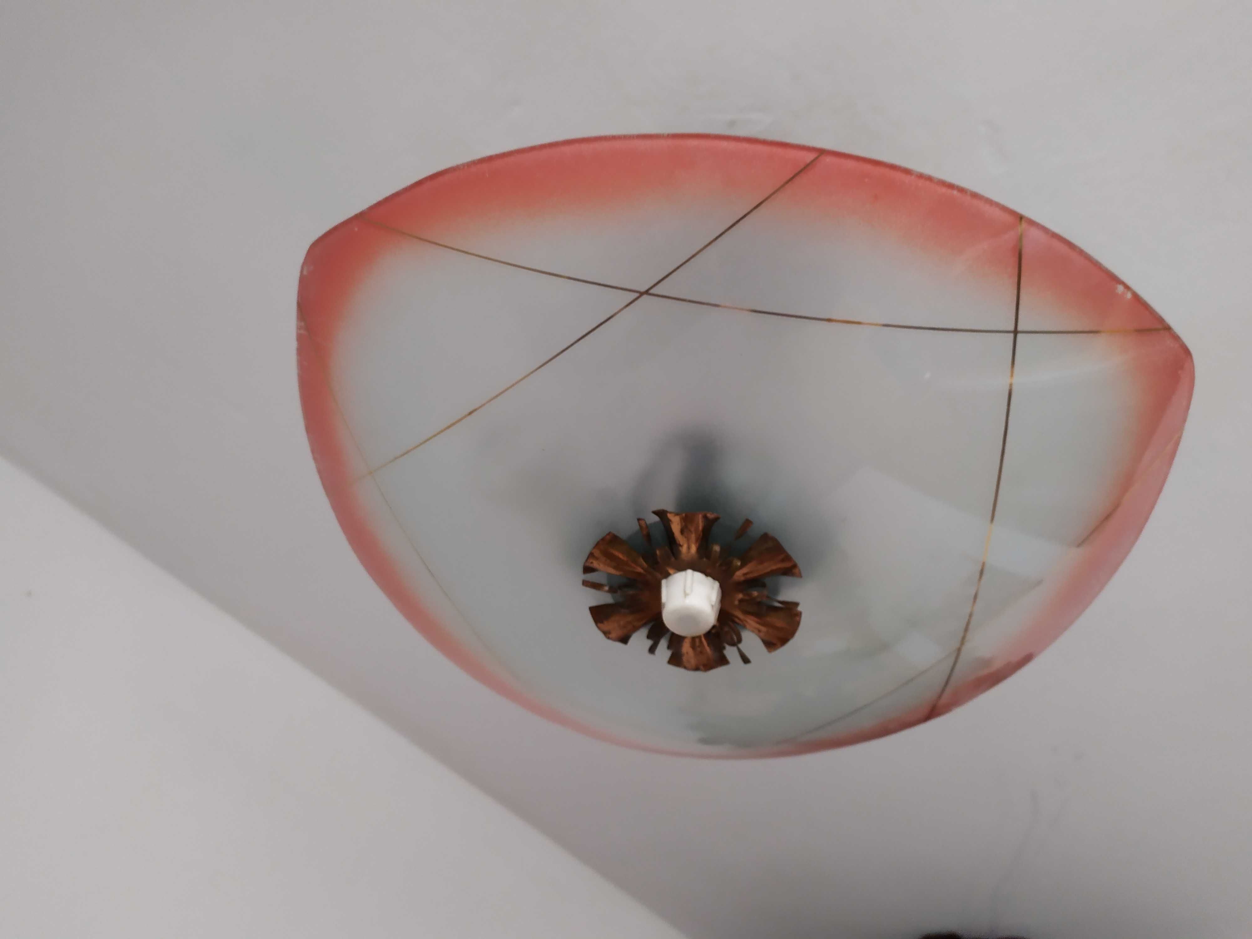 Interesująca lampa z czasów PRL-u fantastyczna pamiątka, szklany klosz
