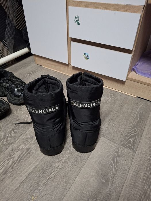 Balenciaga alaska, ski boots original!