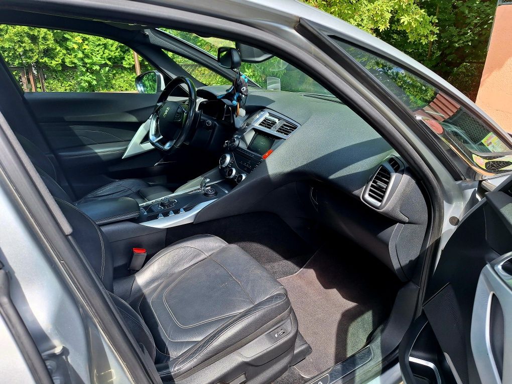 CITROEN DS5 2.0 HDI 163KM SportChic 4x4