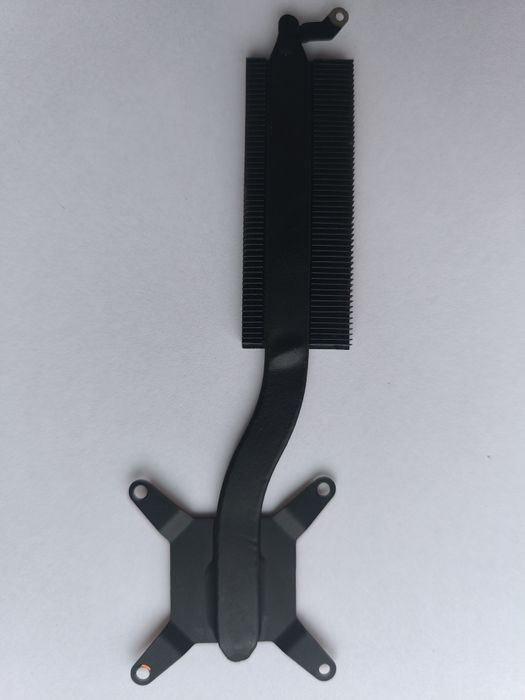 Радиатор охлаждения на MacBook Pro 13