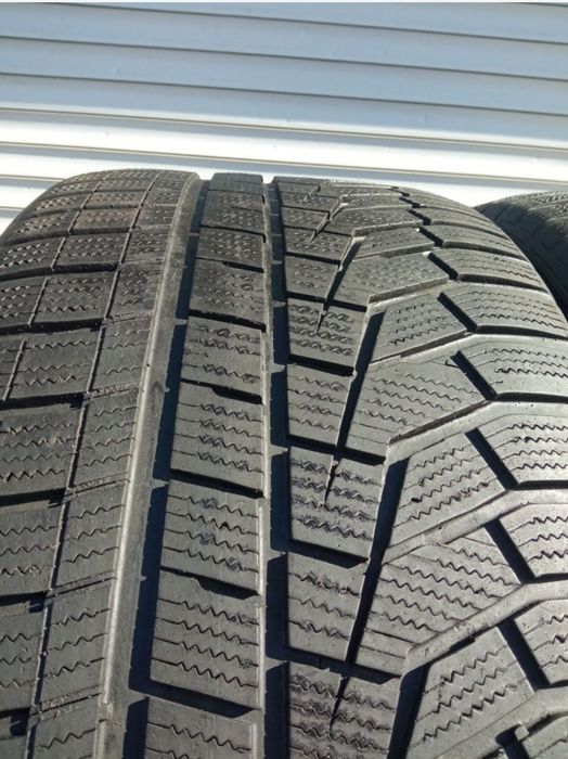 285/45R21 Hankook зима хороший комплект