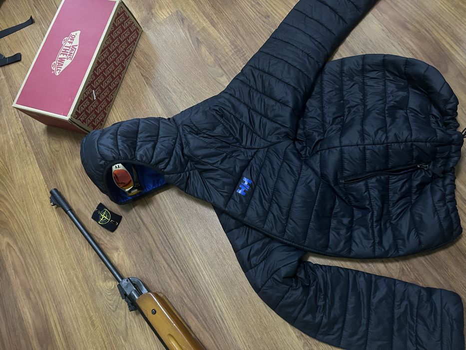 Микропуховик helly hansen