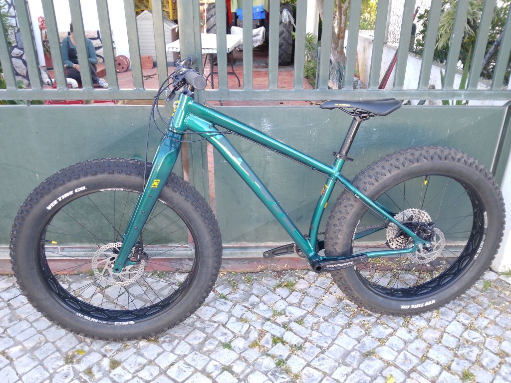 OFERTA - Bicicleta fat bike Kona Woo