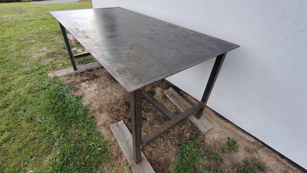 Stół warsztatowy, Stół montażowy