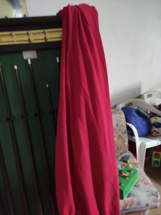 Suporte de parede com tacom relógio e pano de cobertura de snuker