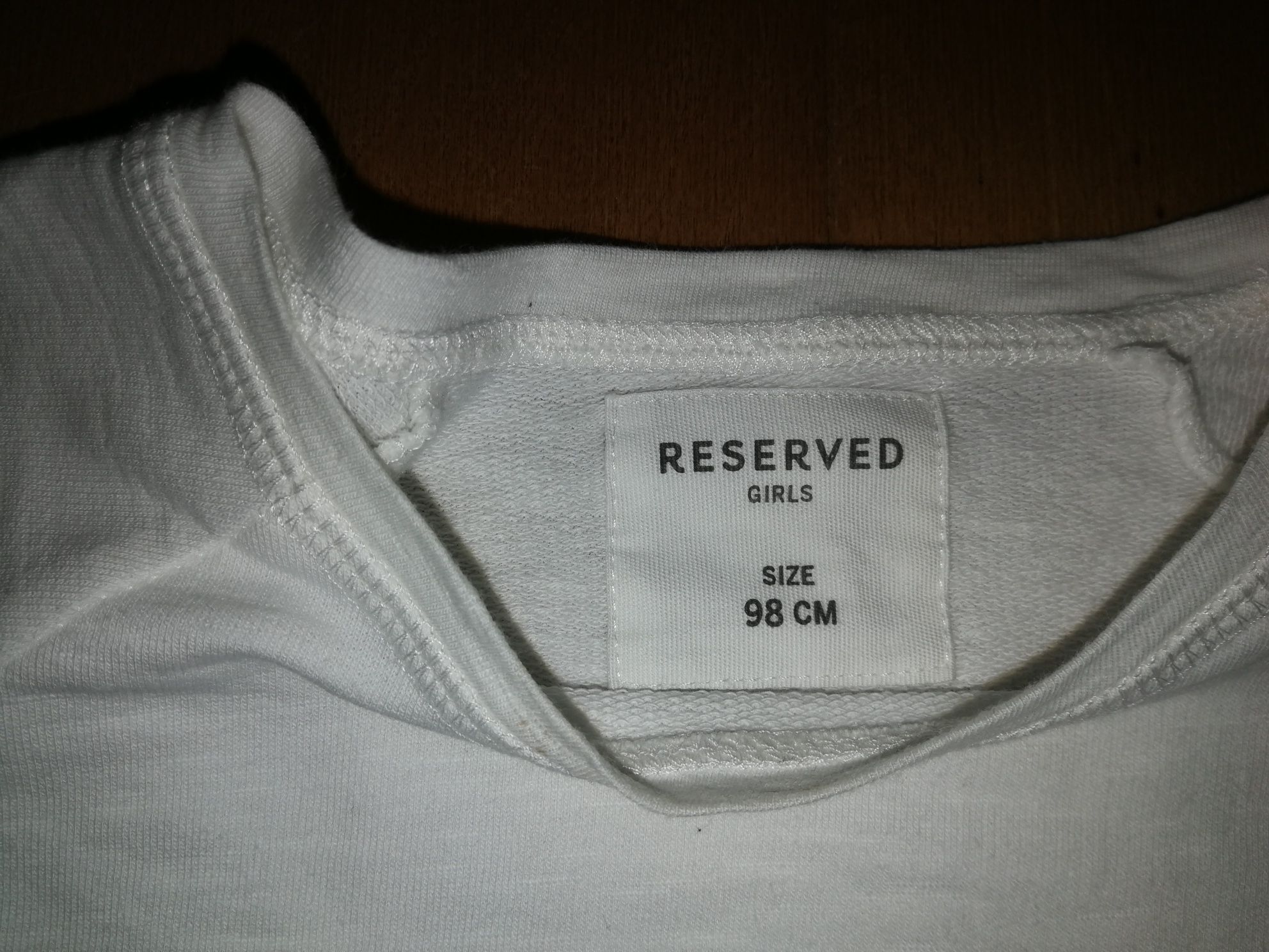 Biała bluzka Reseved r 98