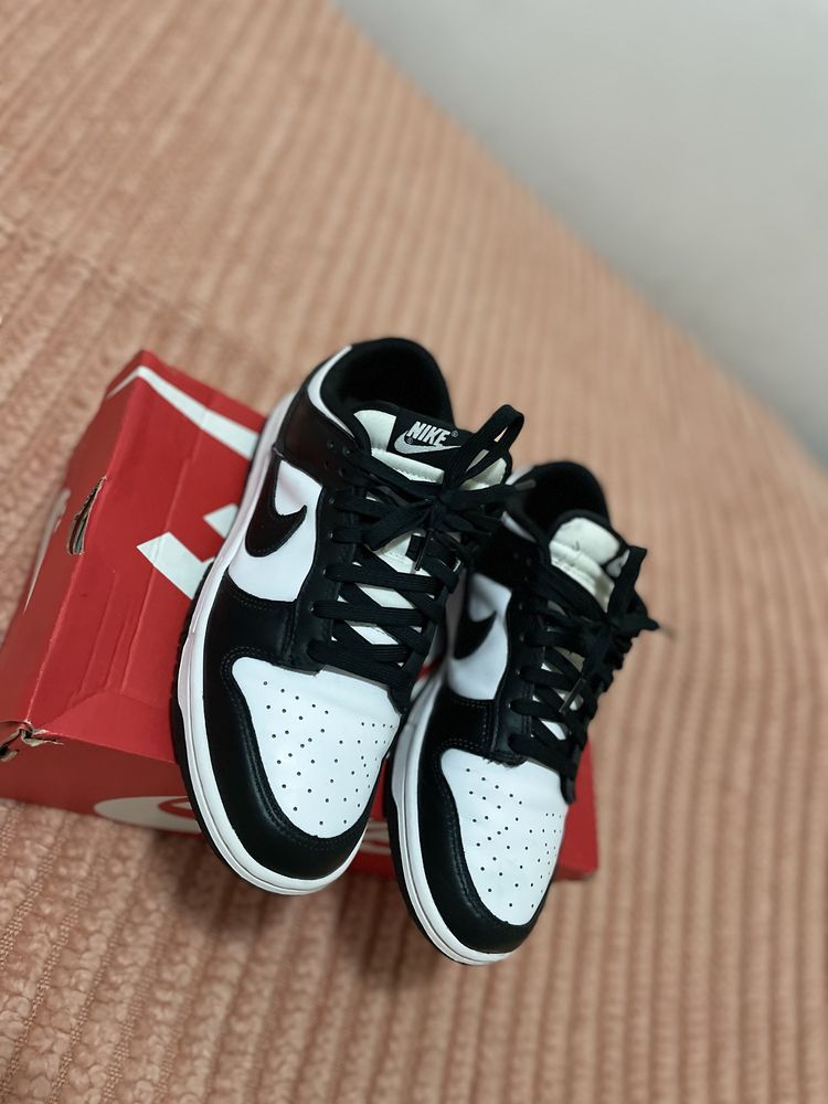 Nike Dunk (panda)