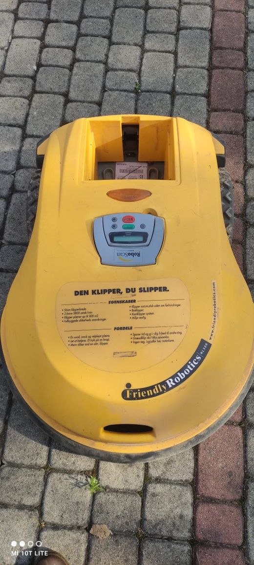 Robot koszacy Friendly Robotics RL500.