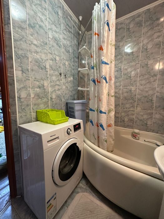 Продам двохкімнатну квартиру