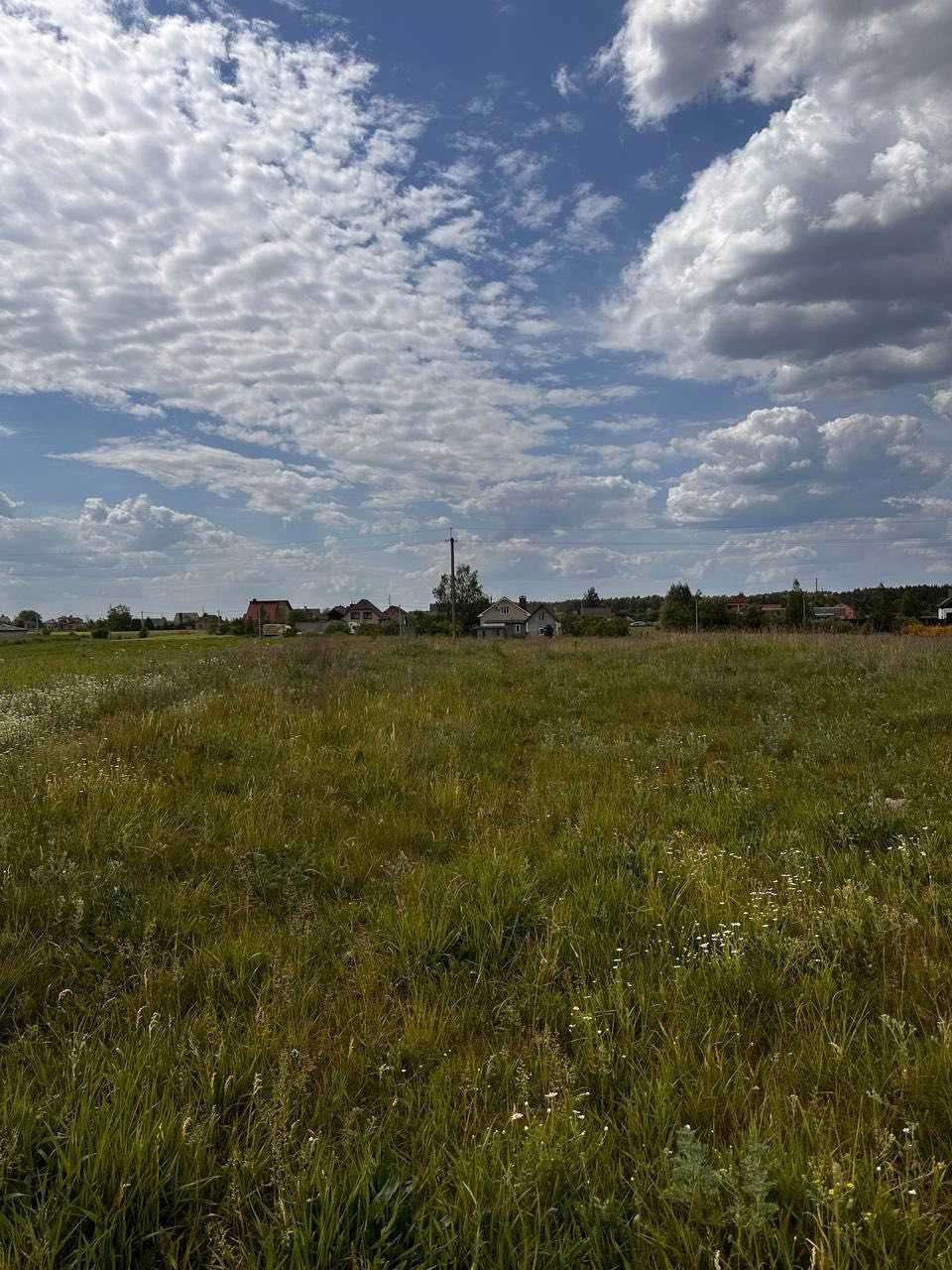 Продам земельну ділянку біля лісу!