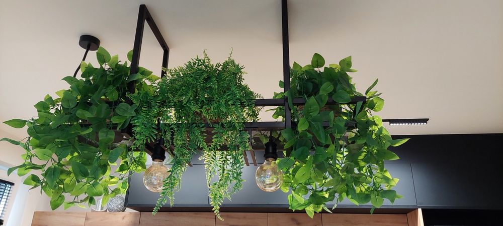 Lampa, kwietnik loft