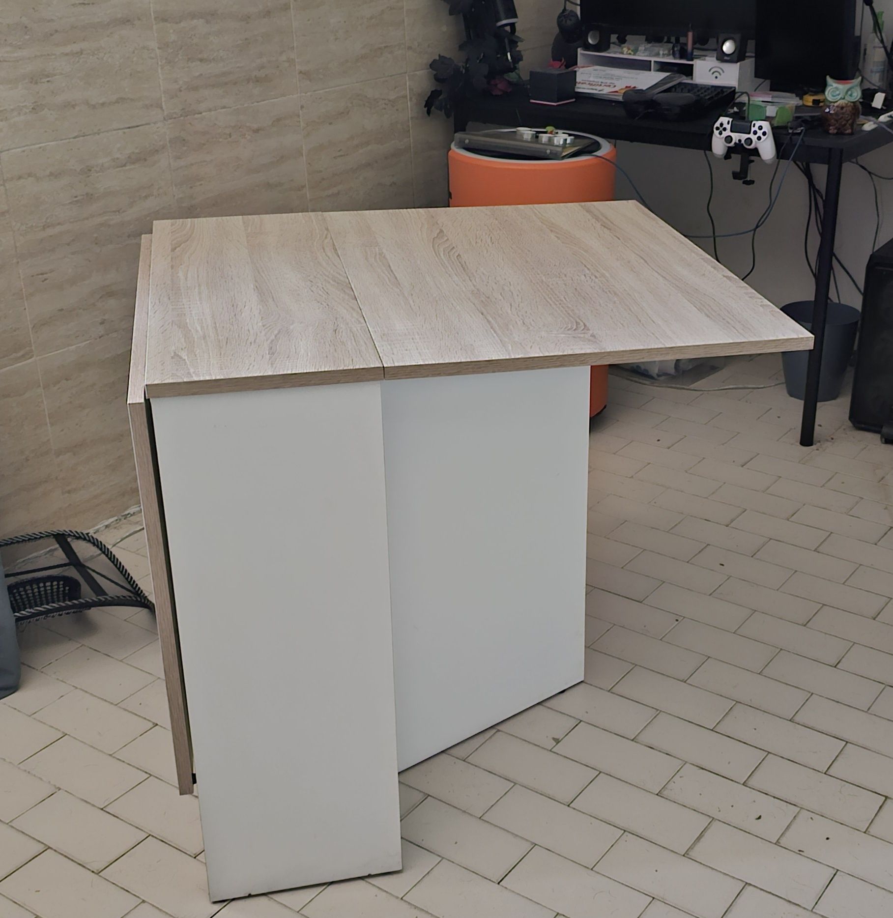 Mesa dobrável (como nova)