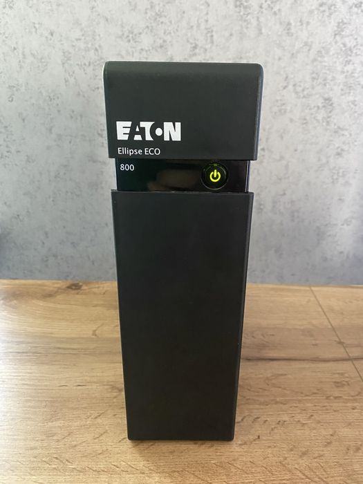 Упс ,безперебойник, инвертор 800 вт ИБП Eaton Ellipse ECO 800