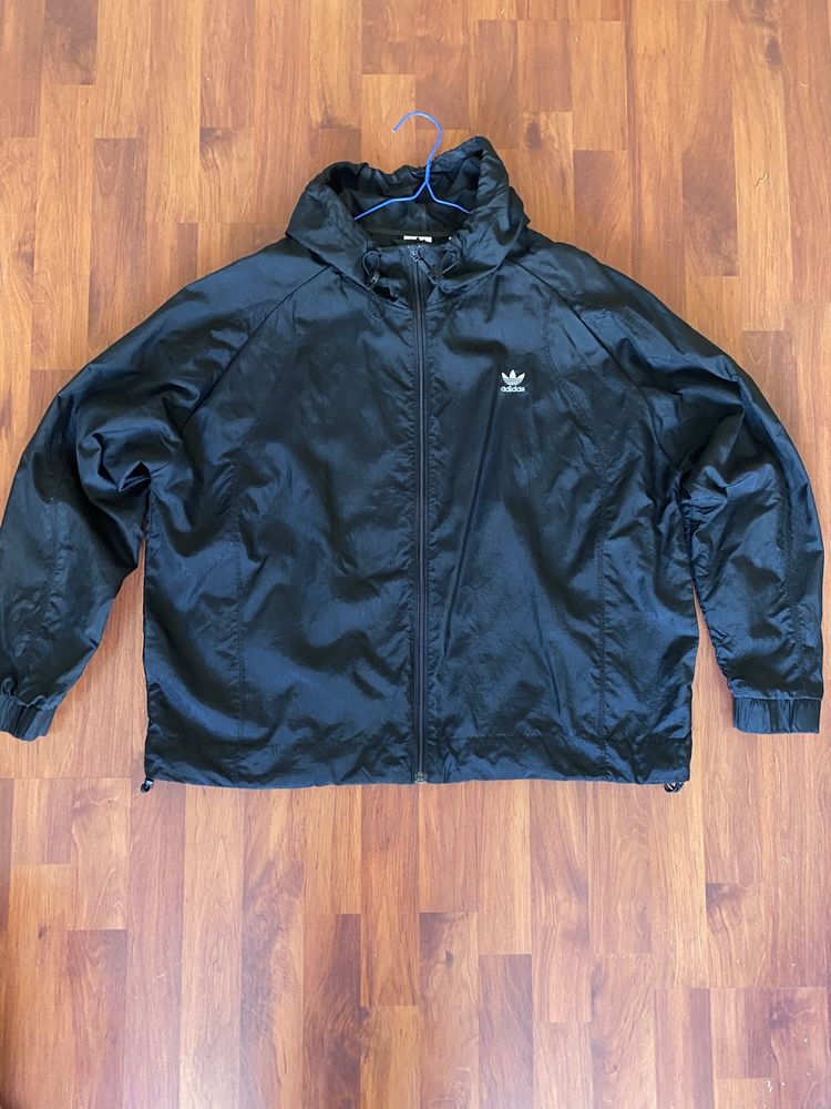 Продам ветровку Adidas