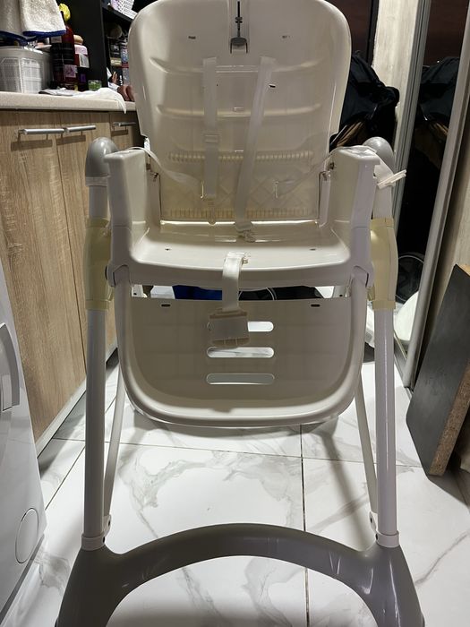 Столик для кормления Carello