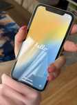 iPhone 11, 64GB plus etui i ladowarka