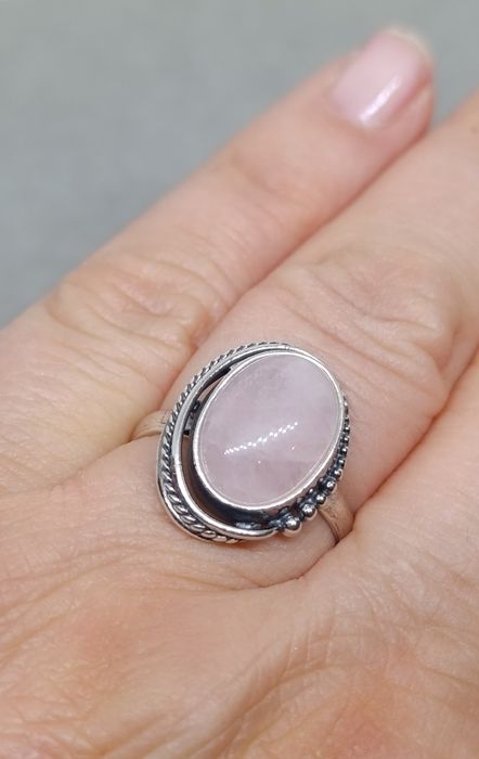 Pierścionek srebrny a kwarcem różowym rozm. 20