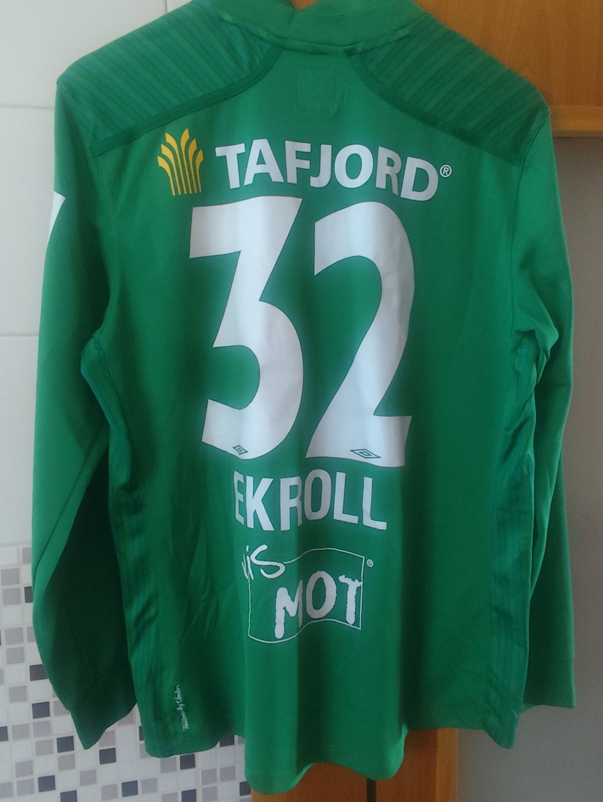 Camisola de jogo da equipa de futebol AFK (Aalesunds FK) da Noruega