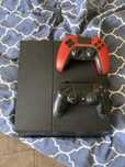 Konsola ps4+ dwa pady