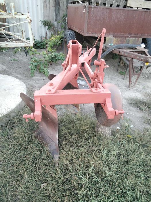 Продам плуг в гарному
