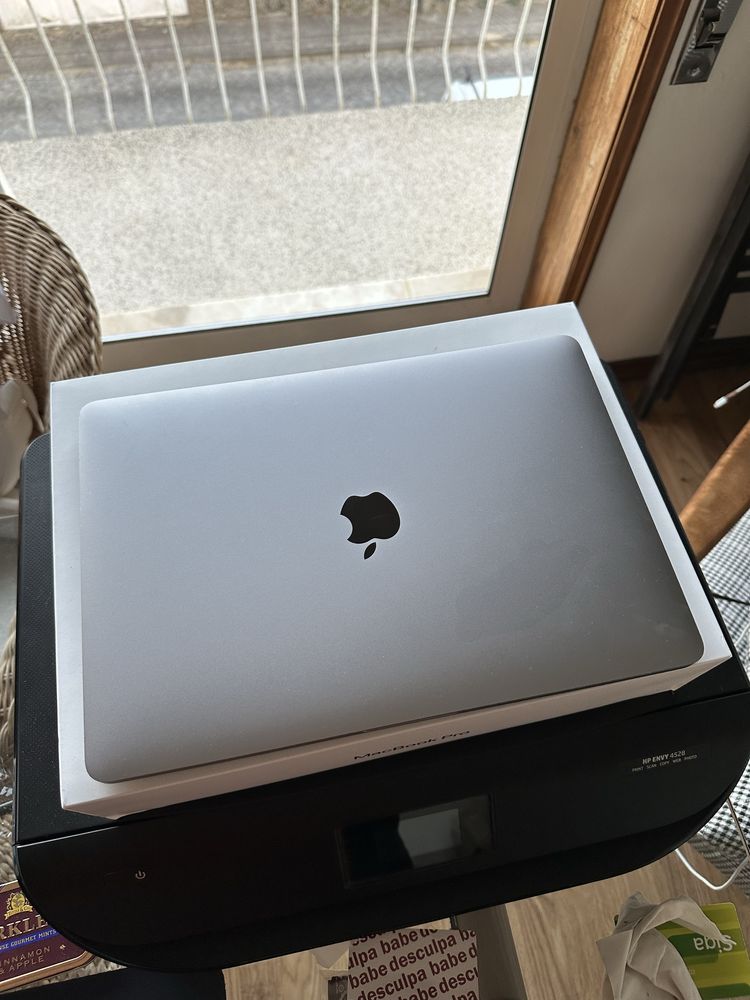 MacBook Pro 13 2020