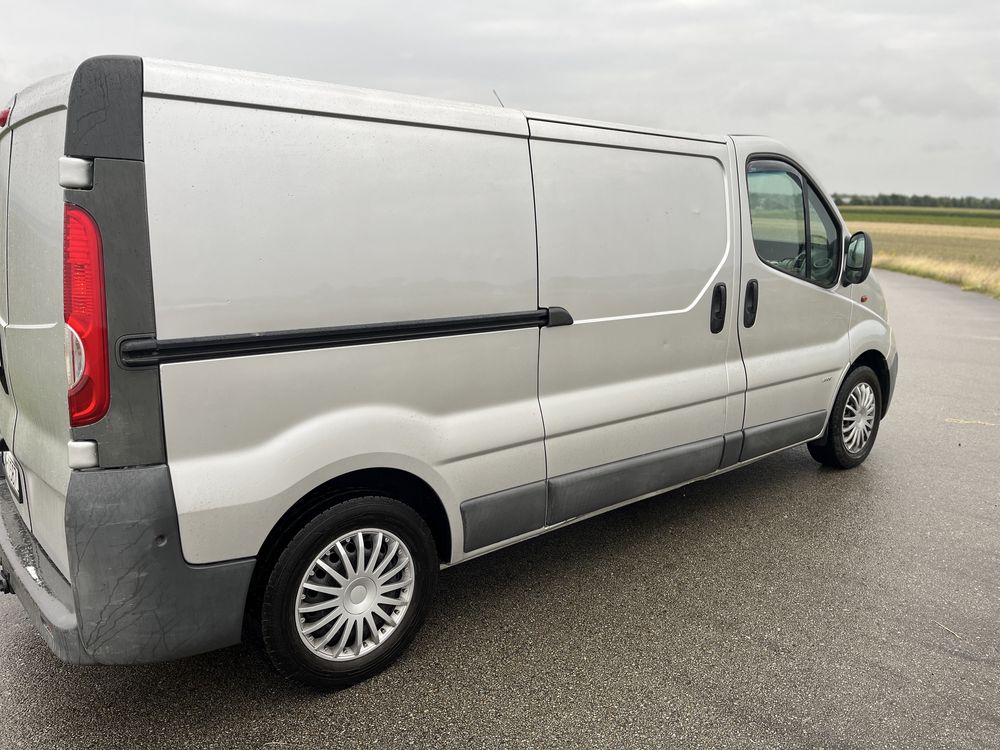 Opel Vivaro ! Bdb Stan ! L2h1!