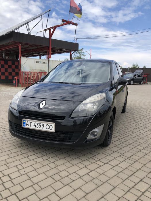 Рено Гранд Сценік