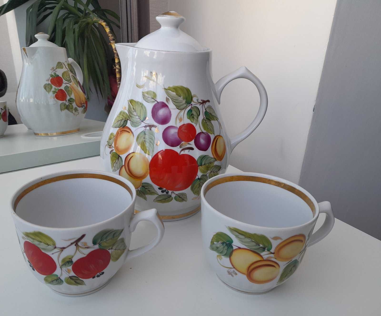 Фарфоровый кувшин, чашки для компота, воды, сока Кремгэс\ Светлогорск
