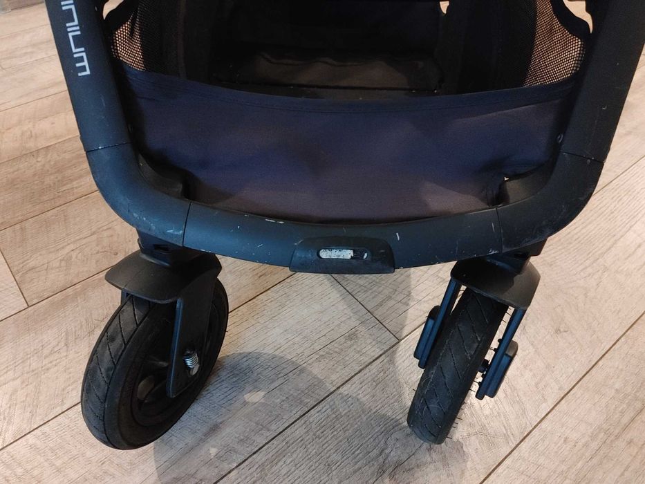 Sprzedam wózek Easy Go Quantum Air + akcesoria