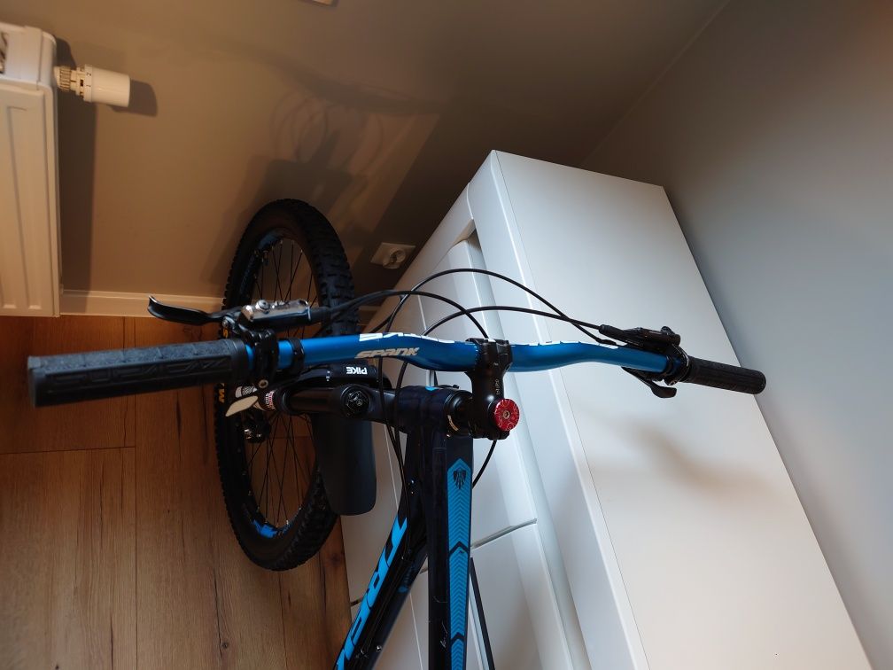 Trek slash 7 2015 rama S/M, bardzo dobry stan, mało używany.