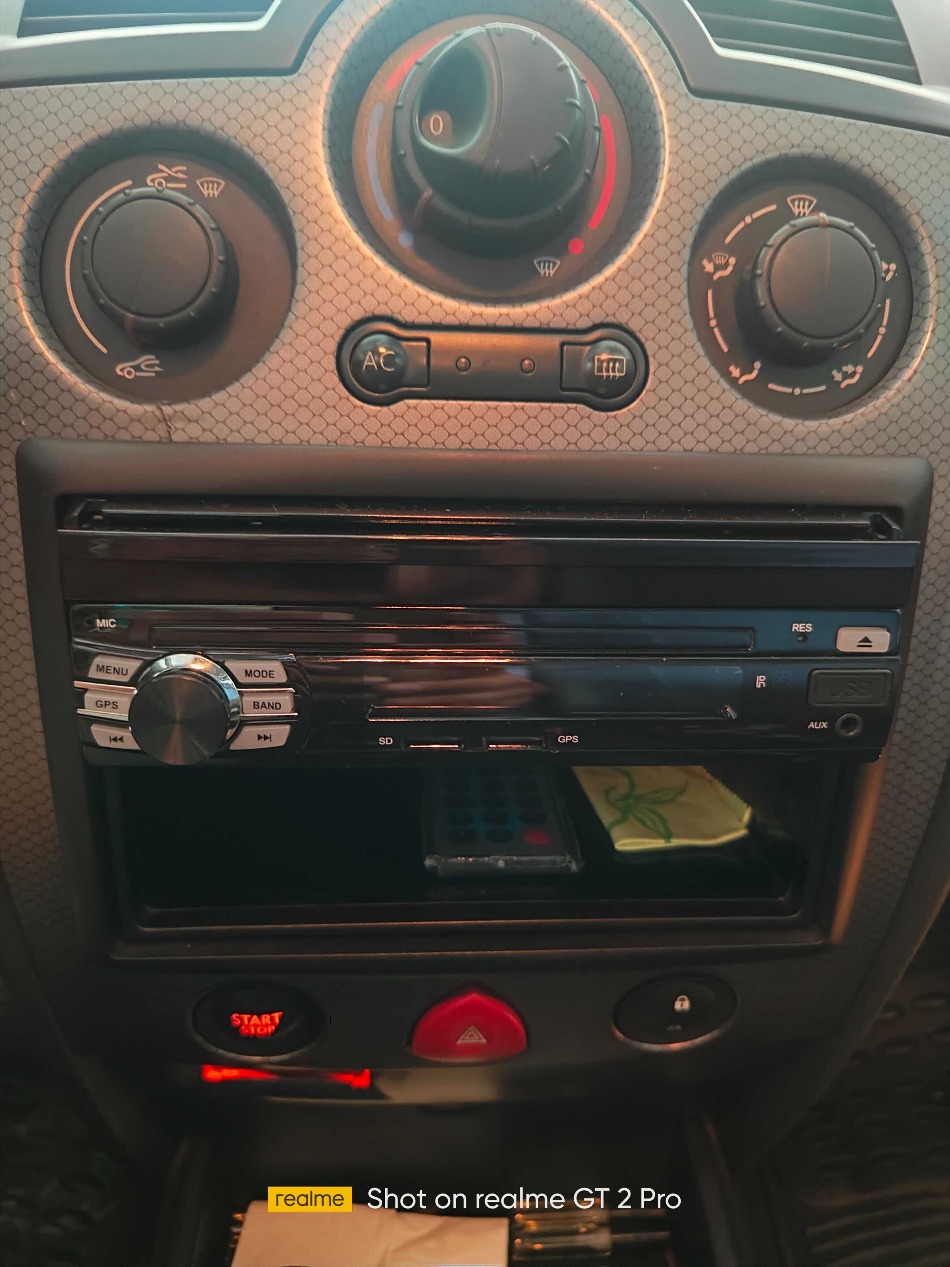 Auto Radio Android 2GB RAM 32GB INTERNO