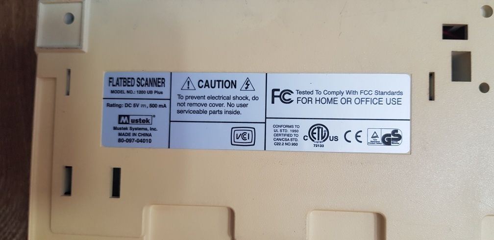 Сканер Mustek 1200 UB Plus
