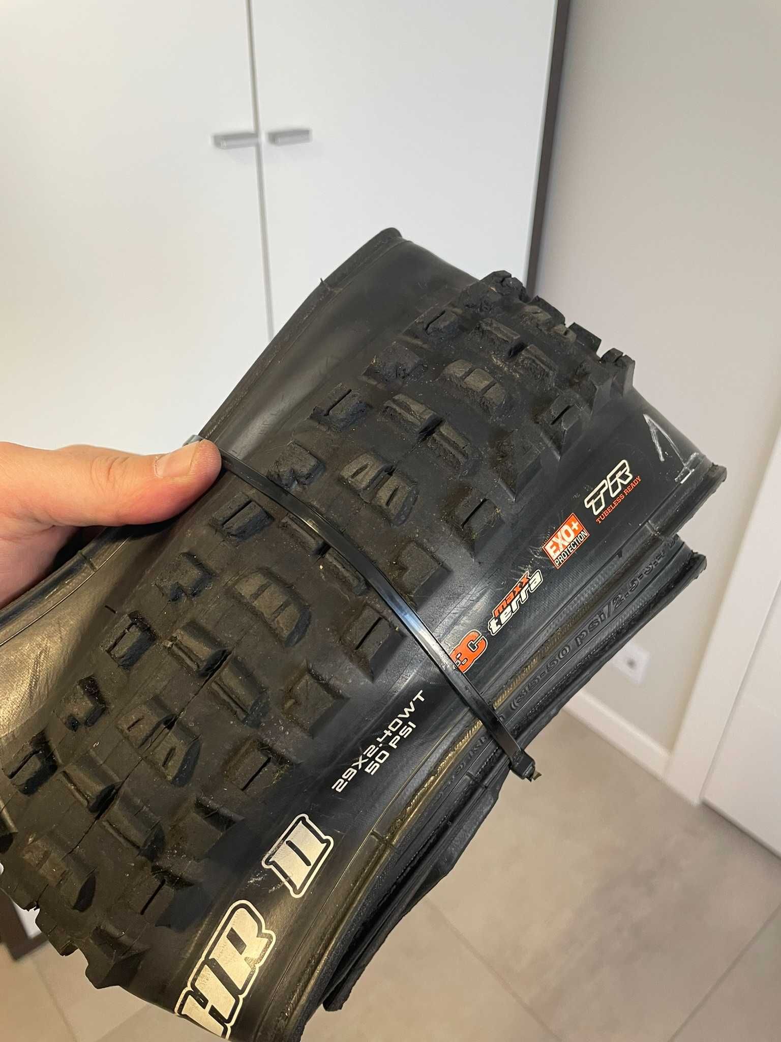 opona MAXXIS MINION DHR II 29x2.4 3CMaxx Grip /EXO+