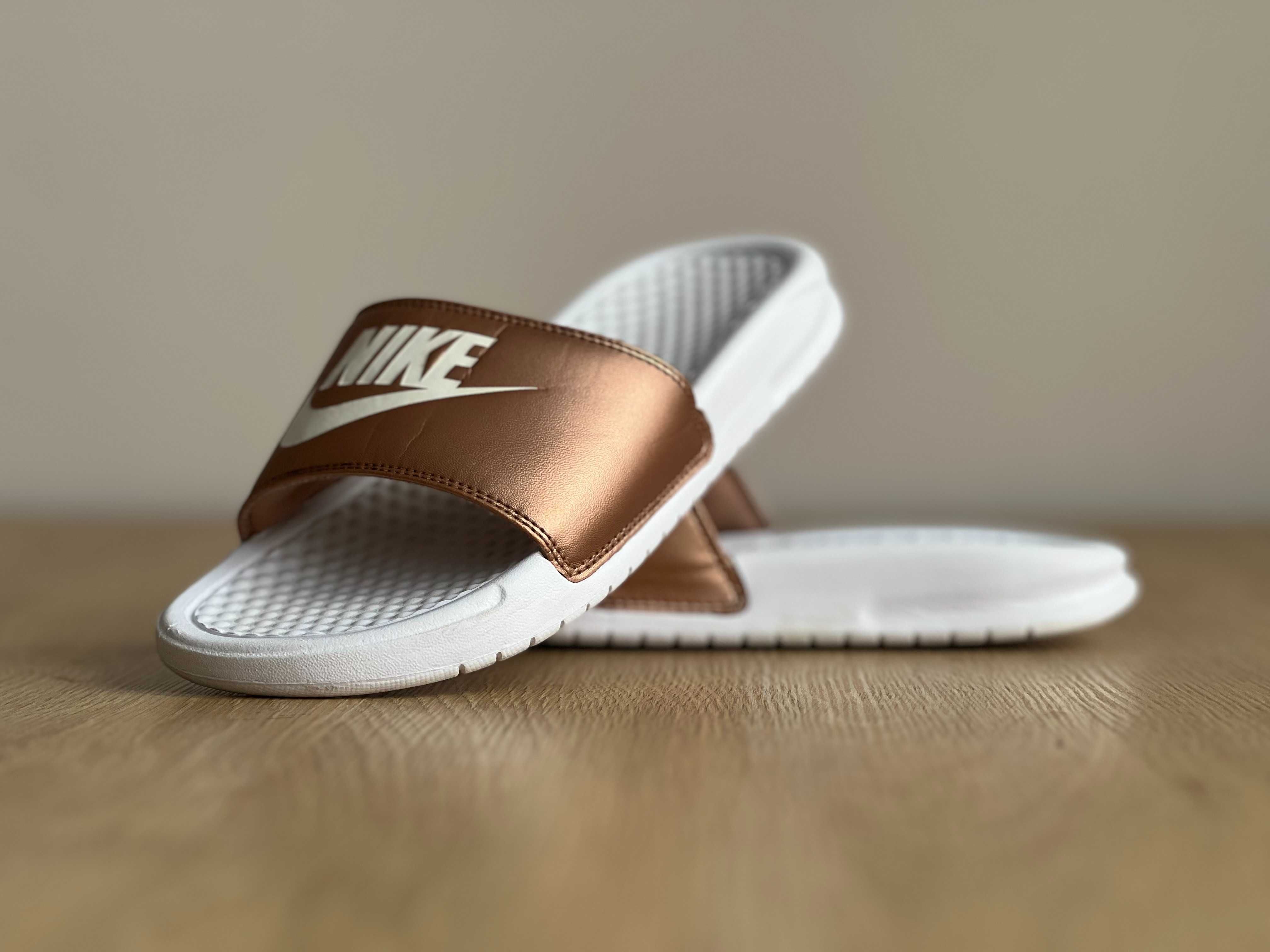 Жіночі шльопки nike benassi jdi, (р. 35)