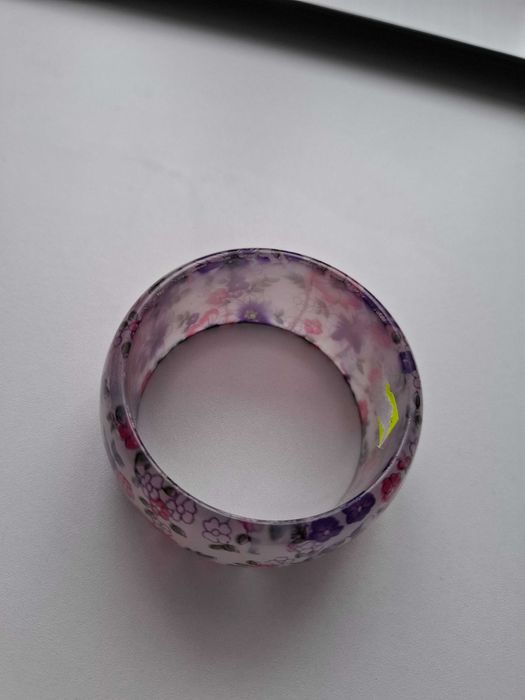 Bransoletka w kwiaty