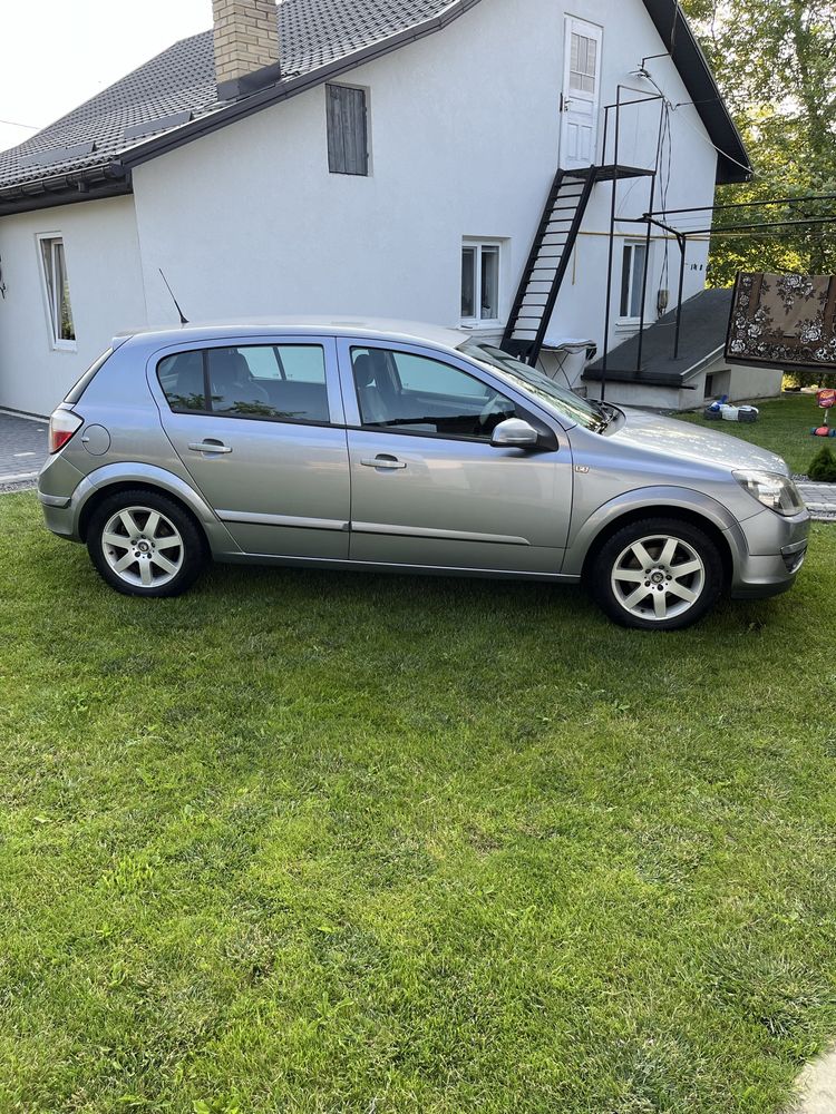 Opel Astra H 1.8 benzin Automat