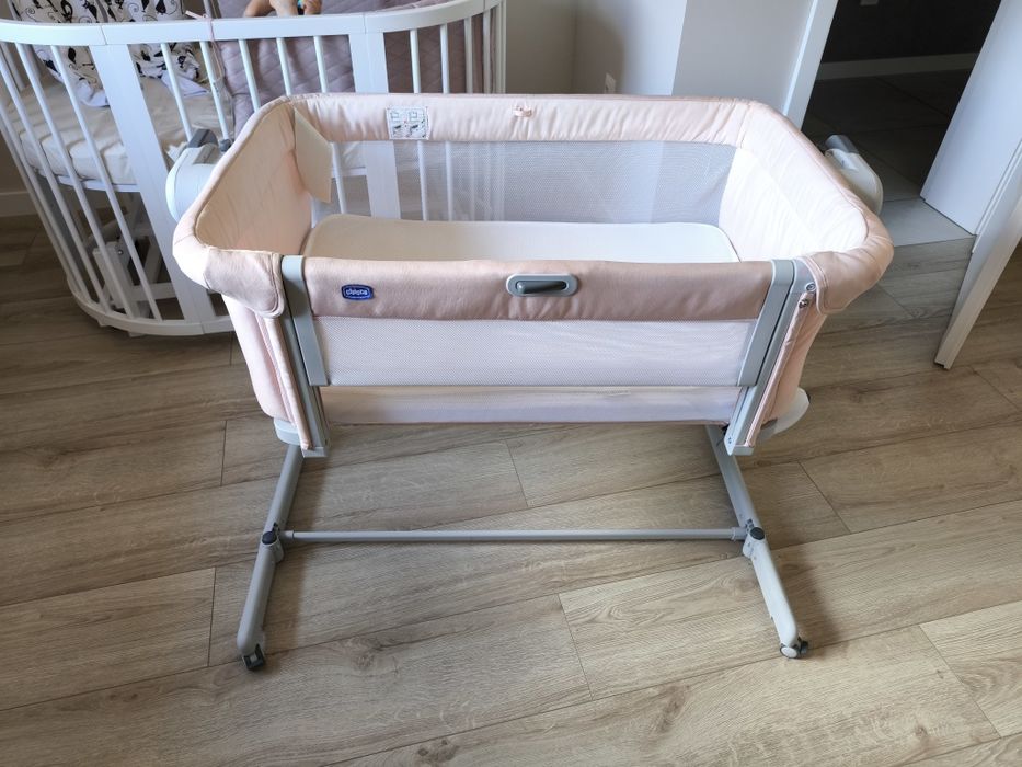 Chicco next2me magic evo pink łóżeczko dostawne, dostawka