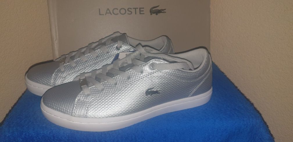 S35. Lacoste damskie buty srebrne