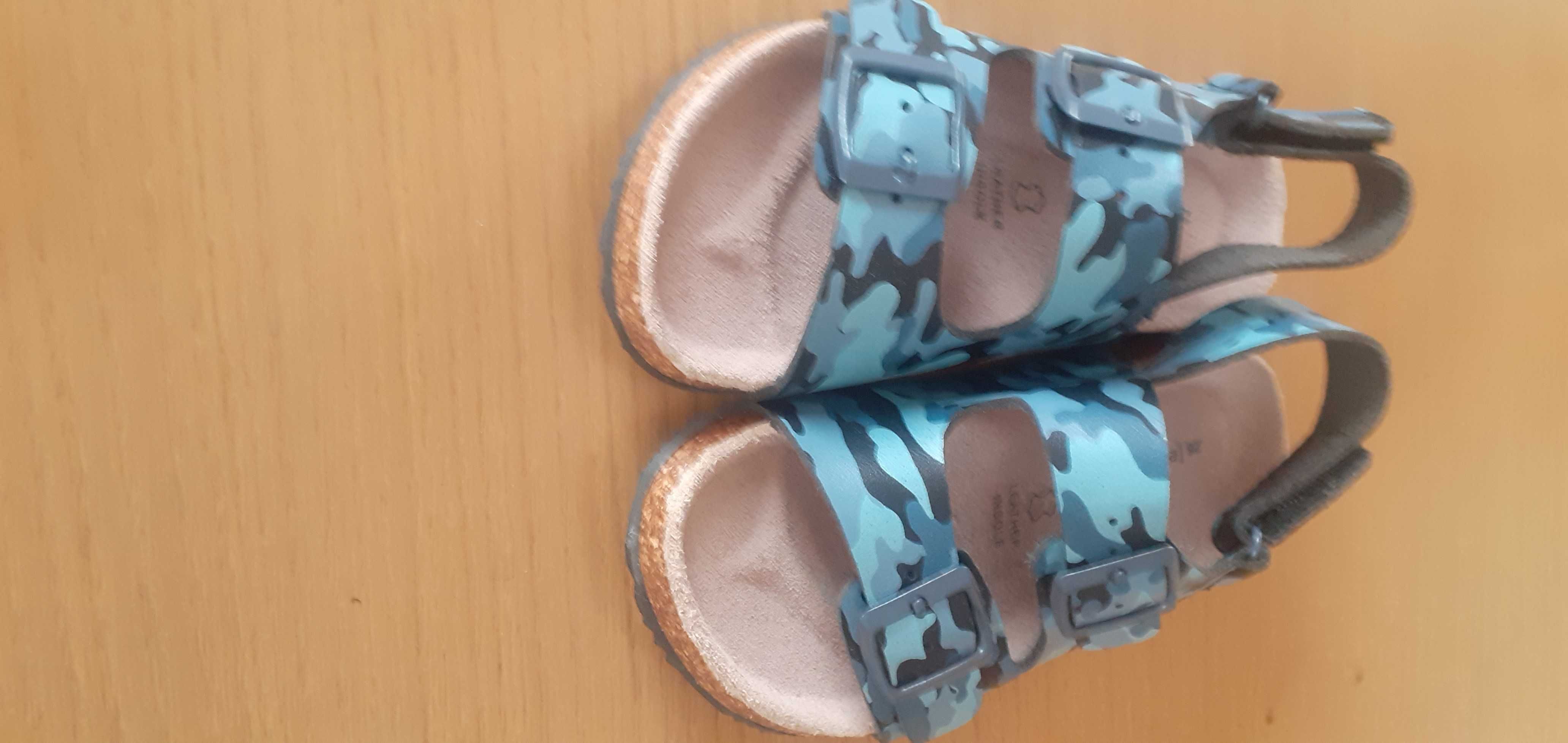 nowe sandały dla chłopca, Reserved