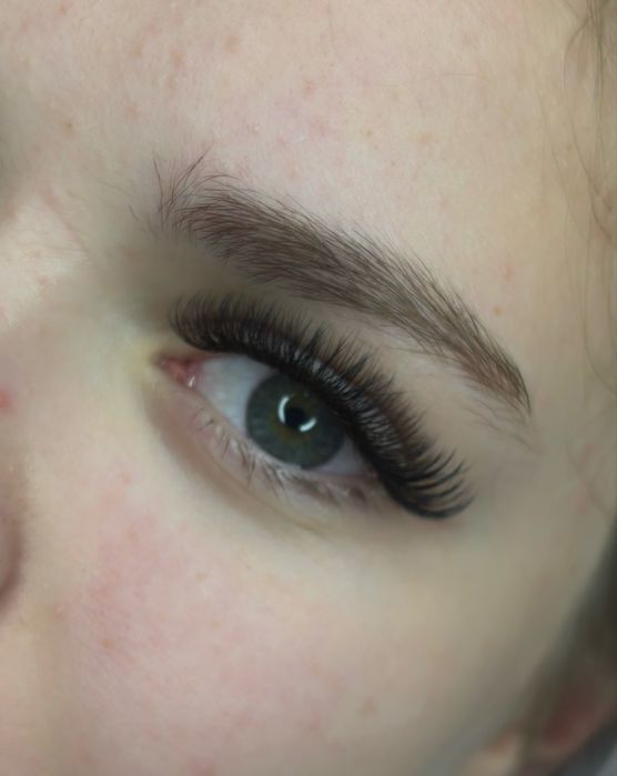 Przedłużanie rzęs