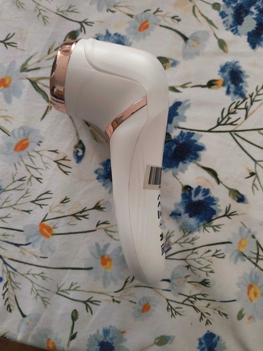 Wygładz stopy za pomocą tej elektrycznej frezarki