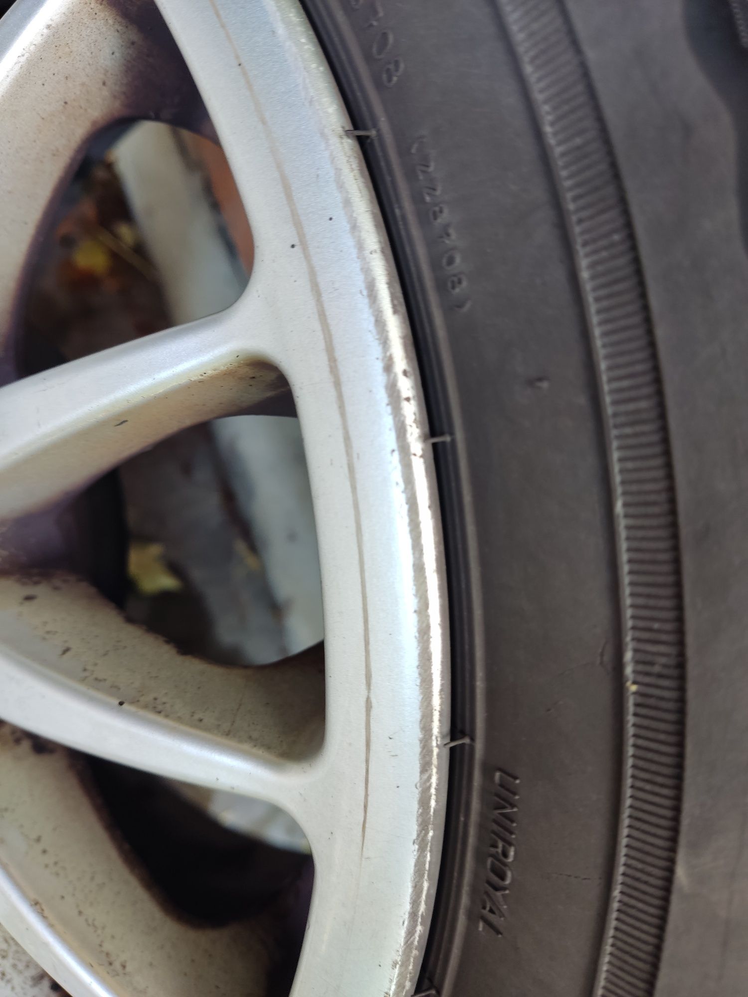 Felgi OZ Racing 15 cali z oponami + śruby