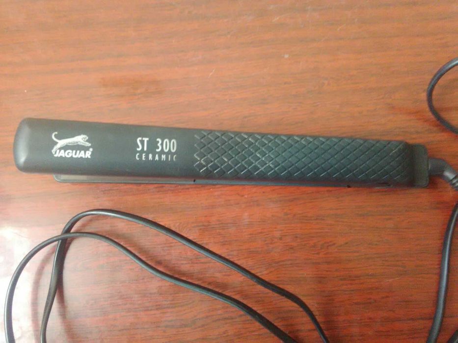 Плойка для волос JAGUAR ST 300.