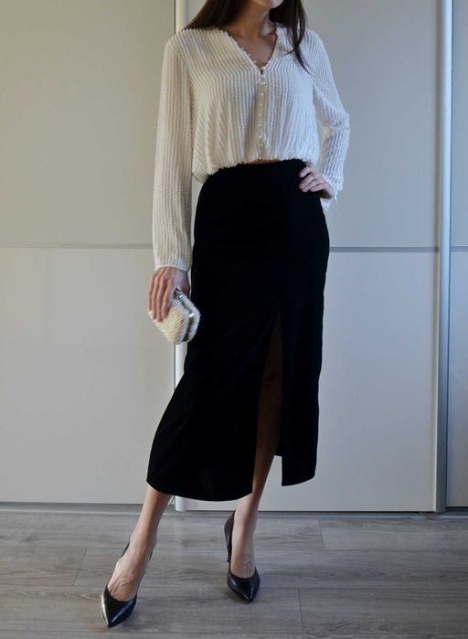 & Other Stories długa czarna welurowa spódnica z rozcięciem 38 M