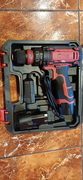 Продам шуруповерт