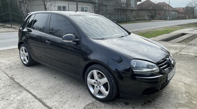 VW Golf 5_ 1.9 TDI