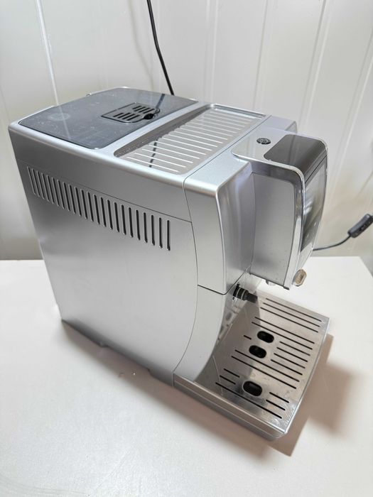 Ekspres Delonghi ECAM 370.95.S po całkowitym przeglądzie + gwarancja